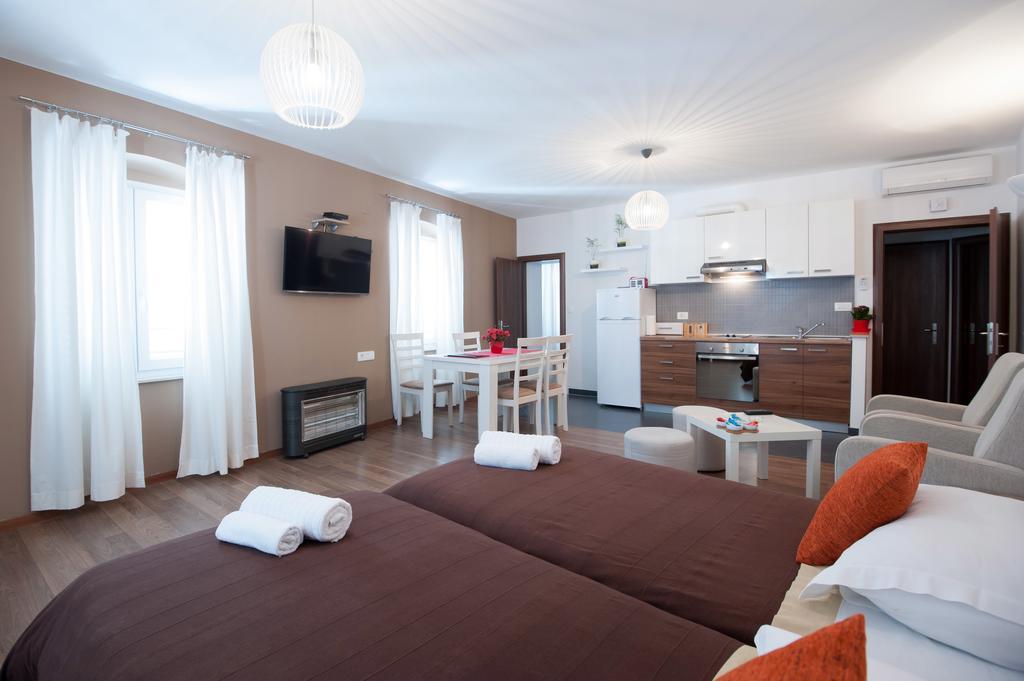 Rooms & Apartments 72 Zadar Phòng bức ảnh