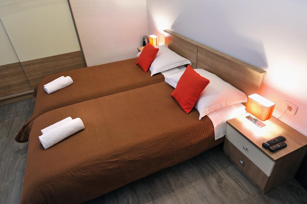 Rooms & Apartments 72 Zadar Ngoại thất bức ảnh