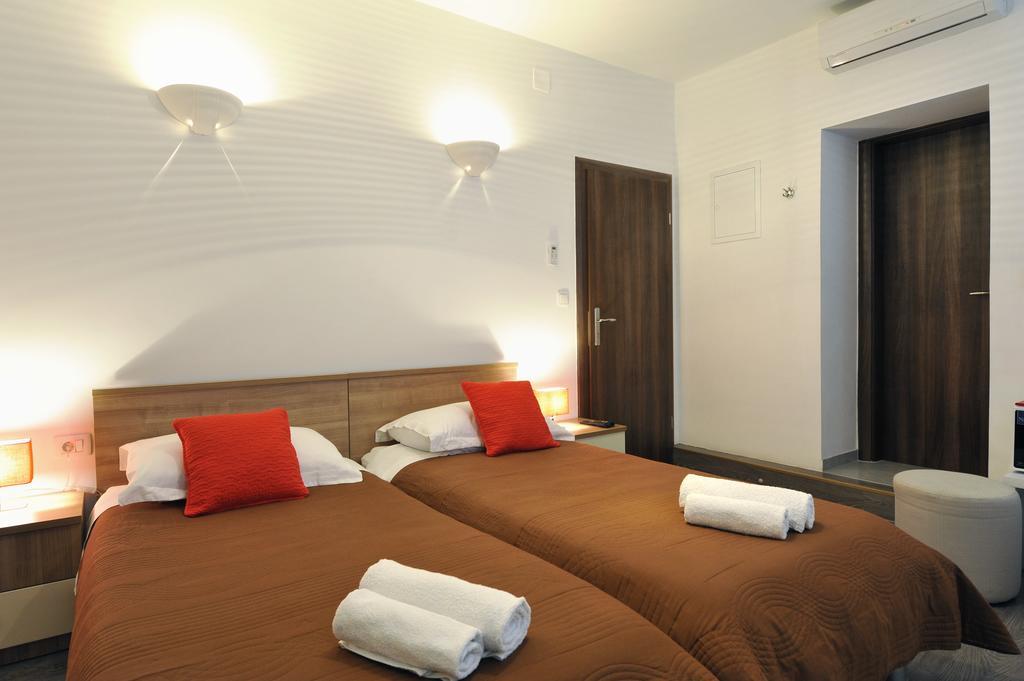 Rooms & Apartments 72 Zadar Ngoại thất bức ảnh